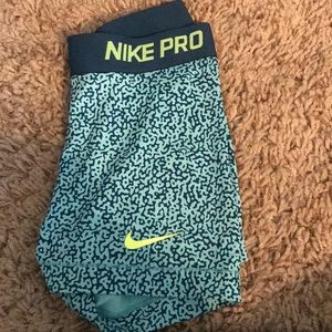 nike pros